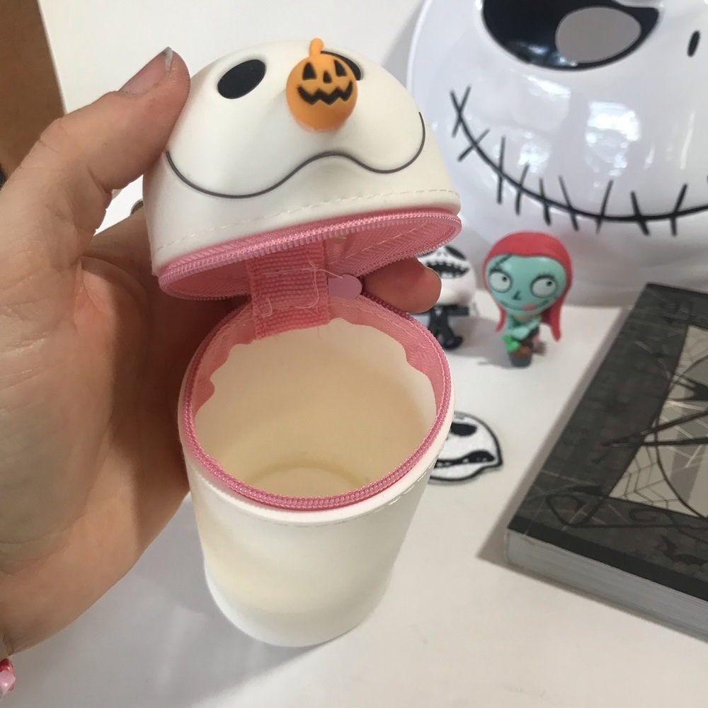 8 Piece Disney Nightmare Before Christmas Bundle! - Picture 6 of 12